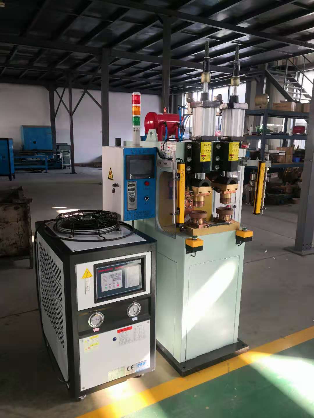 自動(dòng)焊機(jī) 自動(dòng)焊機(jī)